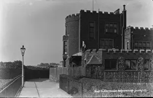 Pathway: Bleak House, Broadstairs