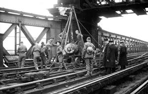 Hungerford: Blitz in London -- bomb disposal at Charing Cross