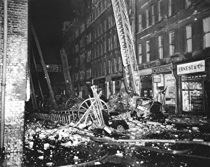 Randall: Blitz in London -- ladders and rubble, WW2