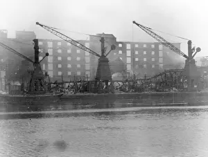 Rotherhithe: Blitz in London -- warehouses, Surrey Docks, WW2