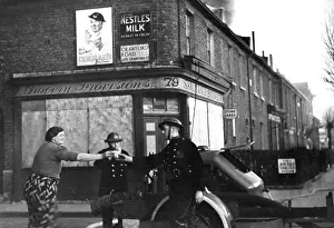 Grateful: Blitz in London -- a welcome tea break, WW2