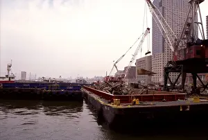 Cleanup: A few blocks from Ground Zero heavy cranes ?
