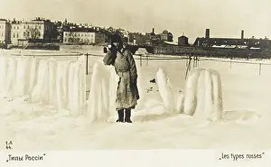 Fishmongers: Blocks of ice for sale - Russia
