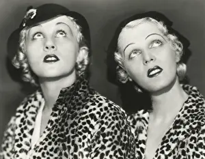 150806: Two blondes in leopard print