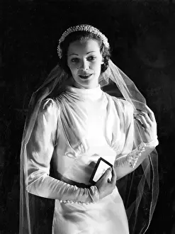 Blushing: THE BLUSHING BRIDE