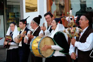 Ukulele: Boa Nova group, Funchal, Madeira