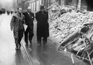 Klitzsch: Board members inspect cleanups, Berlin 1943