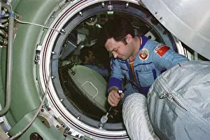 Mounting: On board of orbital space station Mir, 1987