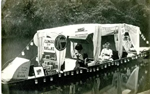 Punt: Boat advertising Kodak products
