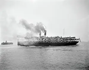 Chip: Boat - chip - ferry - transportation - Chicago