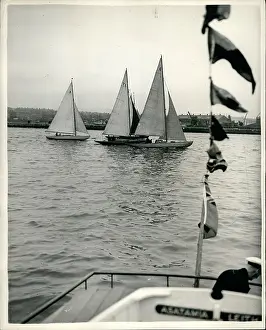 Caprice: Boat Racing