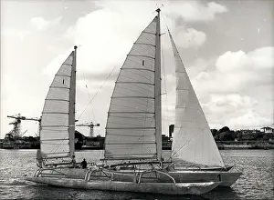 Tabarly: Boat Racing