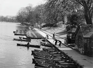 Roundhay: BOATING LAKE