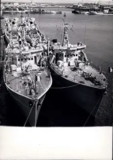 Sweepers: Boats - Sailing - Ships