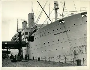 Windrush: Boats - Sailing - Ships