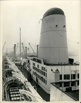 Clydebank: Boats - Sailing - Ships