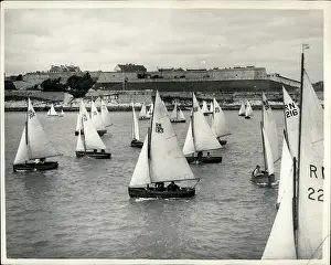 Dinghies: Boats - Sailing - Ships