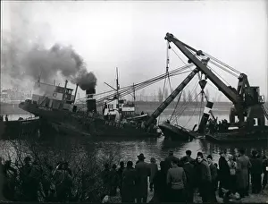 Heaving: Boats - Sailing - Ships