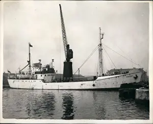 Millwall: Boats - Sailing - Ships