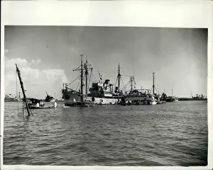 Superstructure: Boats - Sailing - Ships