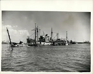 Superstructure: Boats - Sailing - Ships