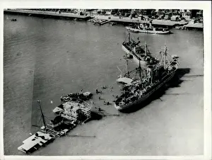 Sues: Boats - Sailing - Ships
