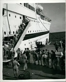 Troopship: Boats - Sailing - Ships