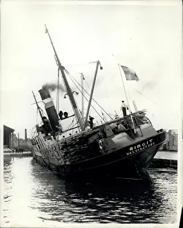 Stevedores: Boats - Sailing - Ships