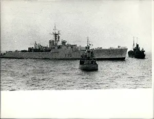 Trawlers: Boats - Sailing - Ships