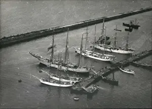 Poule: Boats - Sailing - Ships
