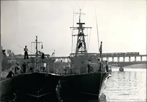 Minesweepers: Boats - Sailing - Ships