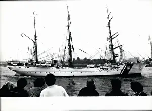 Amounts: Boats - Sailing - Ships