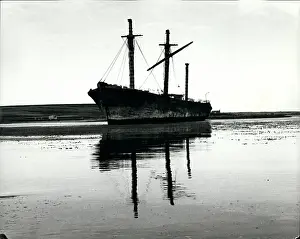 Beached: Boats - Sailing - Ships