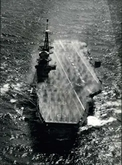 Spraying: Boats - Sailing - Ships