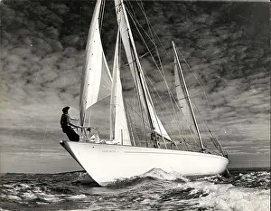 Solent: Boats - Sailing - Ships