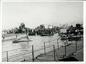 Picketing: Boats - Sailing - Ships