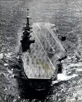 Spraying: Boats - Sailing - Ships