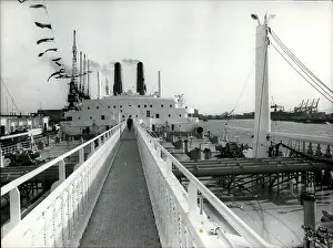 Gangway: Boats - Sailing - Ships