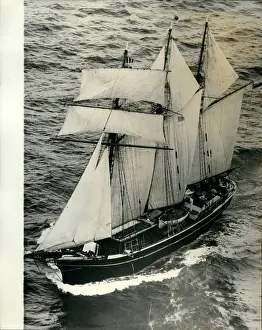 Accommodate: Boats - Sailing - Ships