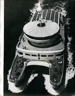 Accomodate: Boats - Sailing - Ships