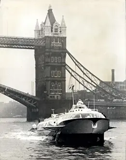 Hydrofoil: Boats - Sailing - Ships