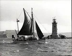 Breakwater: Boats - Sailing - Ships
