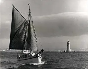 Breakwater: Boats - Sailing - Ships