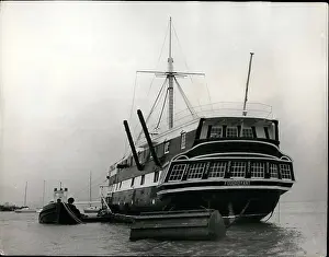 Urgent: Boats - Sailing - Ships