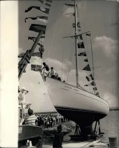 Drinkwater: Boats - Sailing - Ships