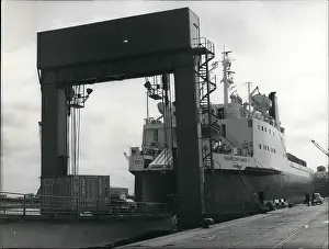 Harwich: Boats - Sailing - Ships
