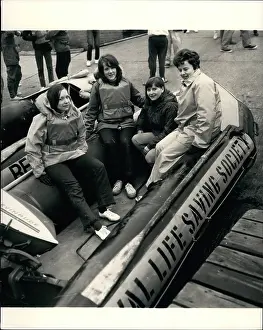 Lifeguards: Boats - Sailing - Ships