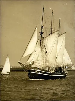 Fresnes: Boats - Sailing - Ships