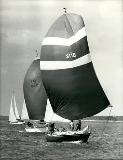 Rounding: Boats - Sailing - Ships