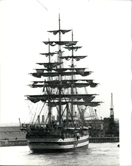 Rating: Boats - Sailing - Ships
